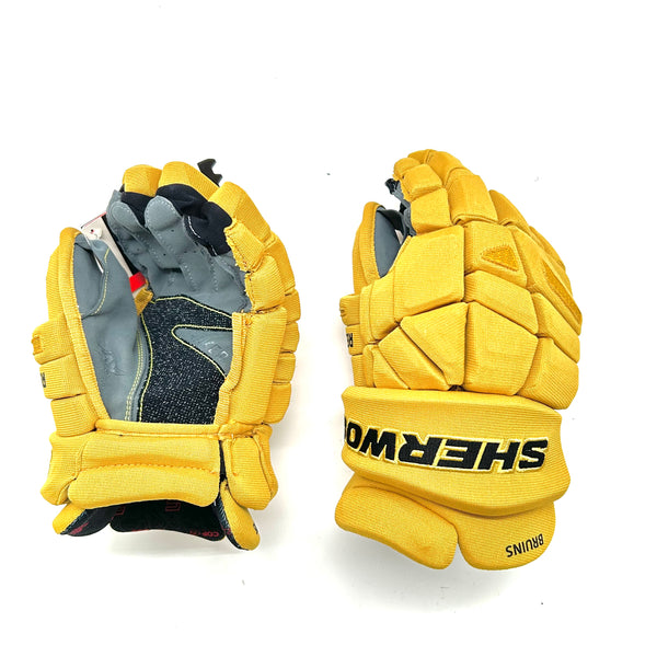 Sherwood Rekker Legend Pro - NHL Pro Stock Glove - Boston Bruins (Gold/Black)