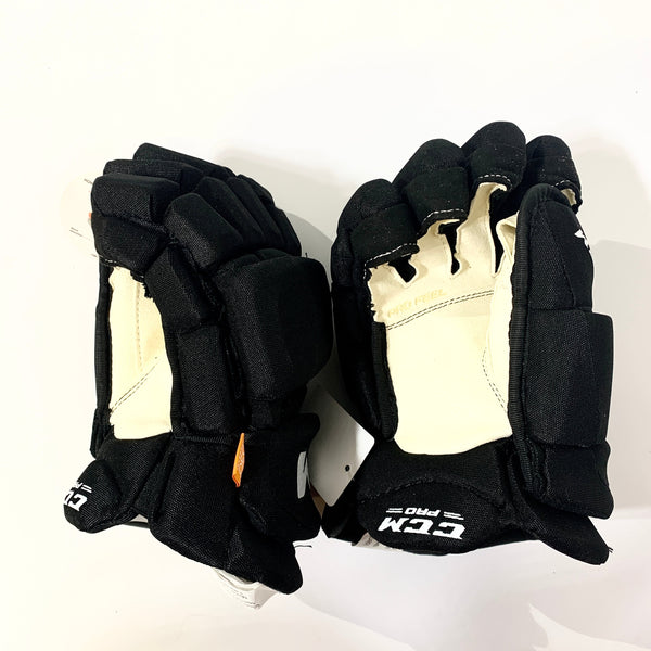 CCM HGPJSPP - Pro Stock Glove (Black/White)