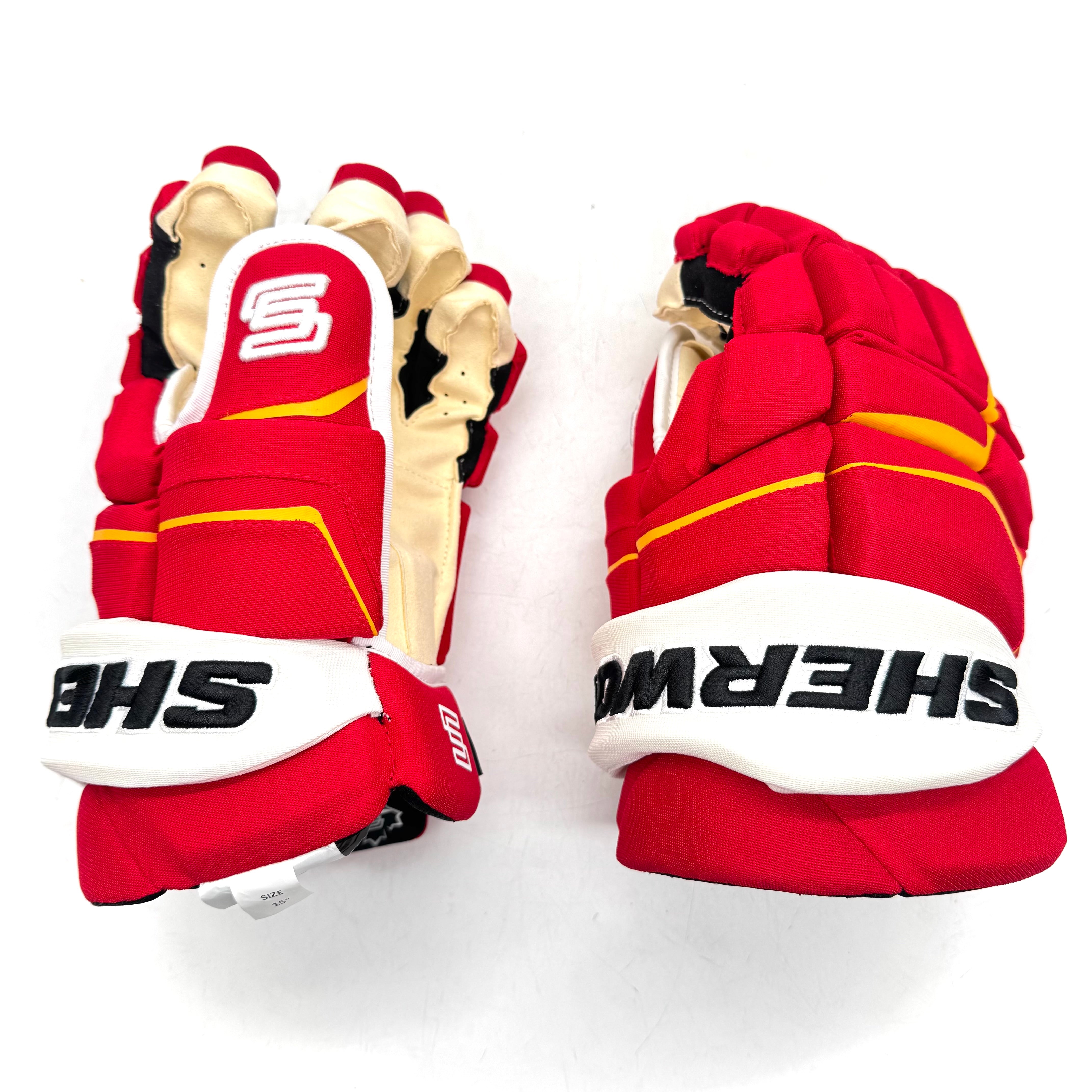 Gants Pro Sherwood Pro – Modèle Pro NHL – Flames de Calgary (Rouge/Orange)