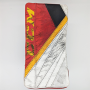 CCM Extreme Flex 5 - Used Pro Stock Full Right Goalie Blocker (White/Red/Yellow)
