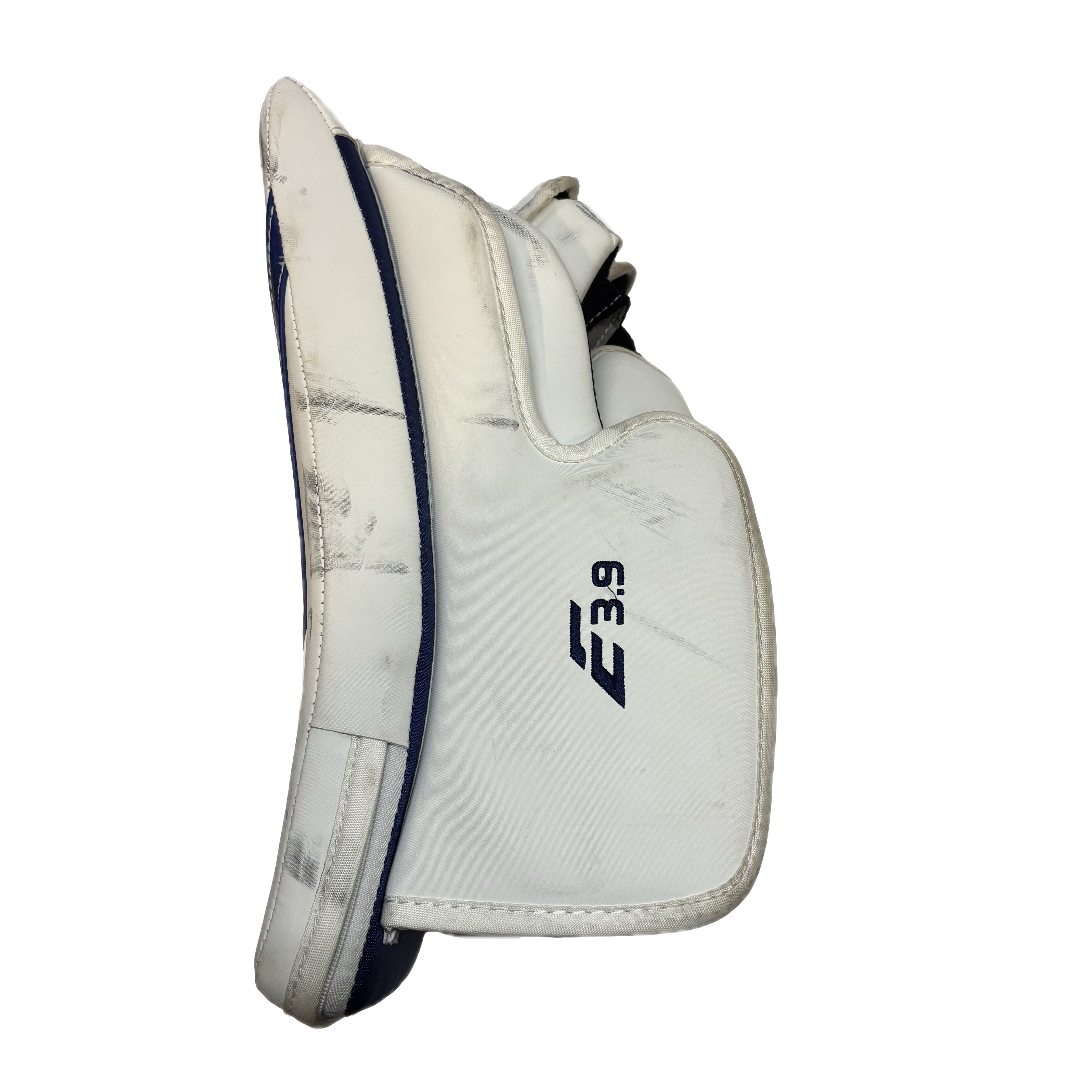 CCM Extreme Flex E3.9 - Used Full Right Senior Goalie Blocker (White/Blue)
