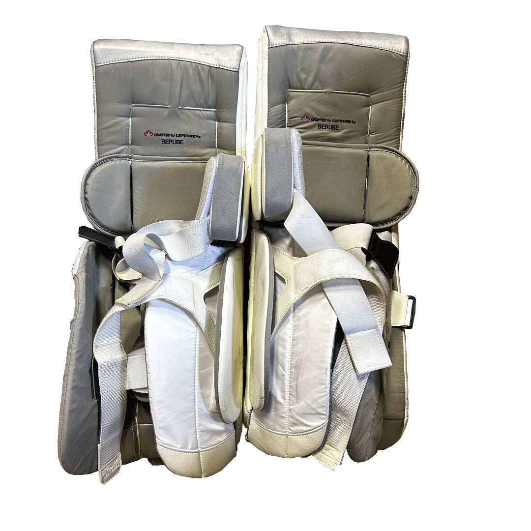 TRUE L12.2 - Used Pro Stock Goalie Pads (White/Grey/Black)