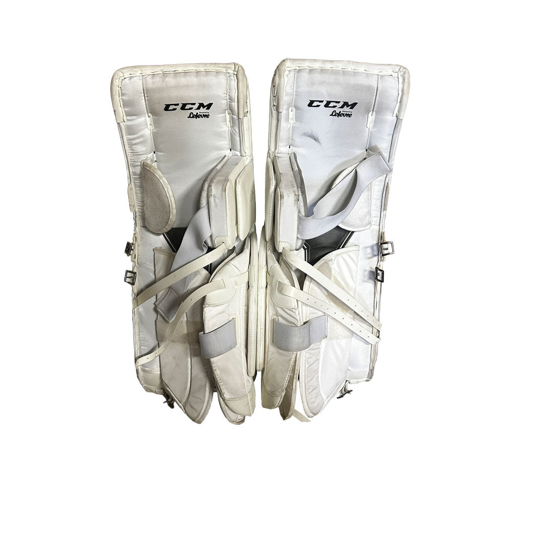 CCM Extreme Flex III - Used Pro Stock Goalie Pads (White)
