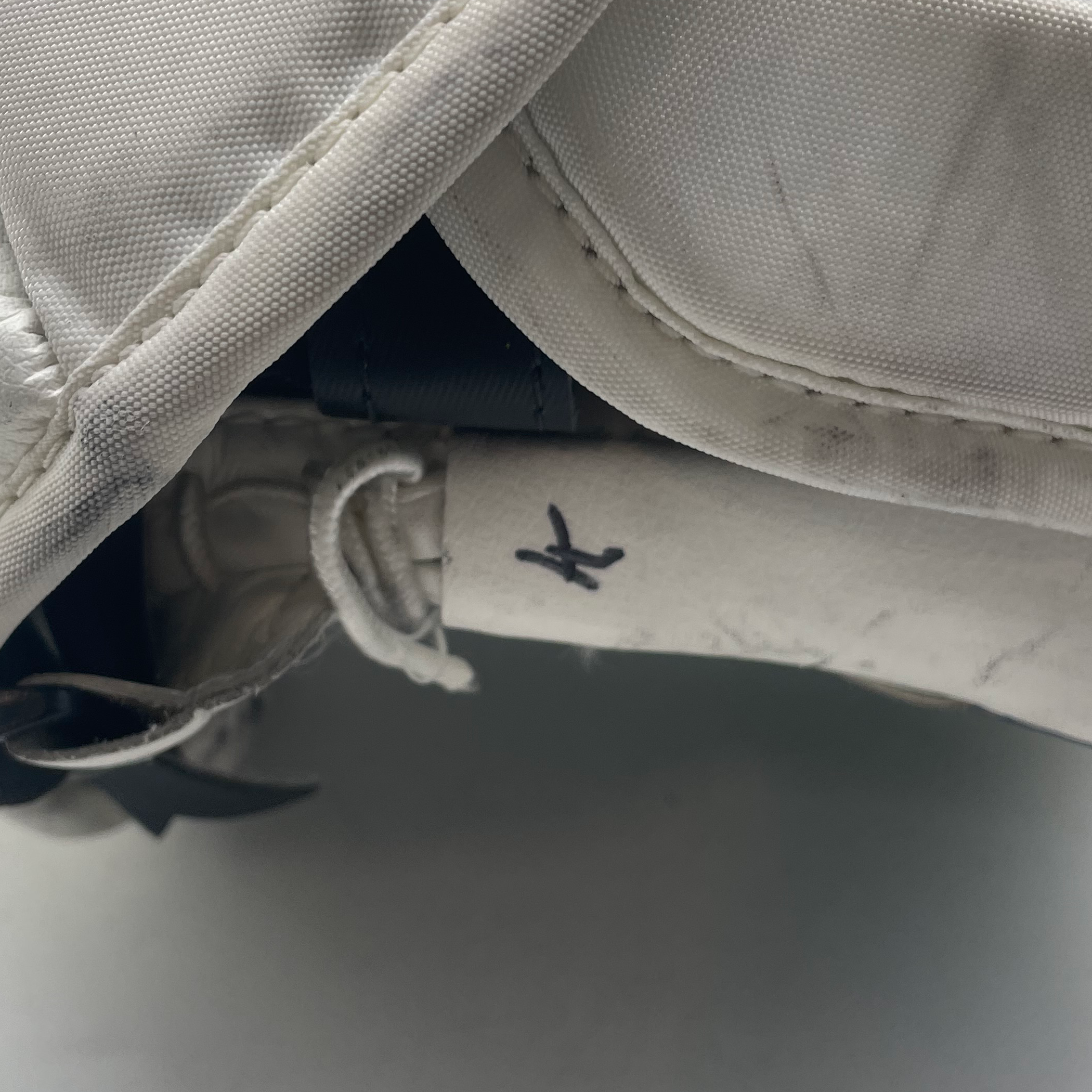 CCM Extreme Flex 6 - Used NHL Pro Stock Goalie Glove - Thatcher Demko (White/Blue/Green)