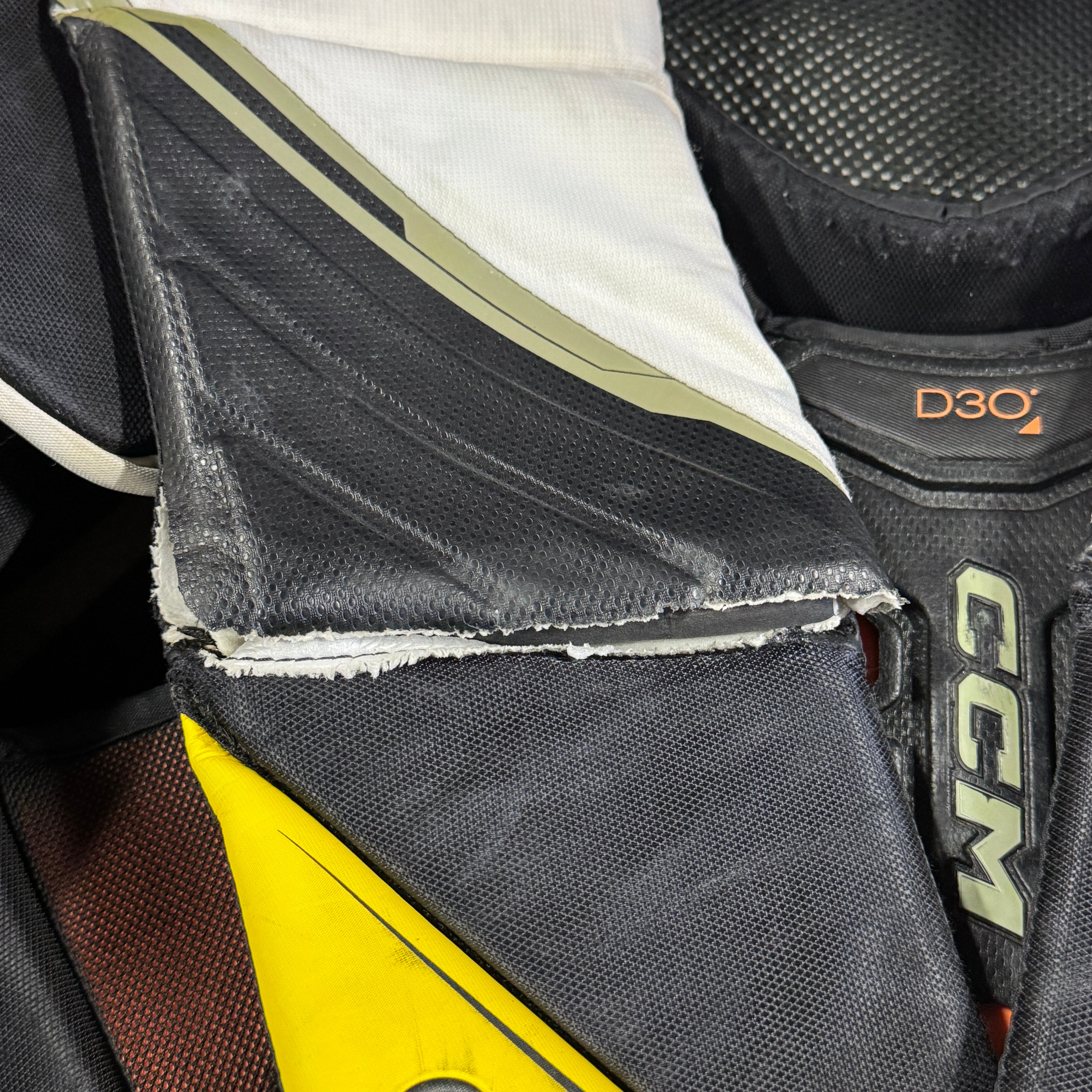 CCM Axis 2 - Used Pro Stock Goalie Chest Protector (Black/White)