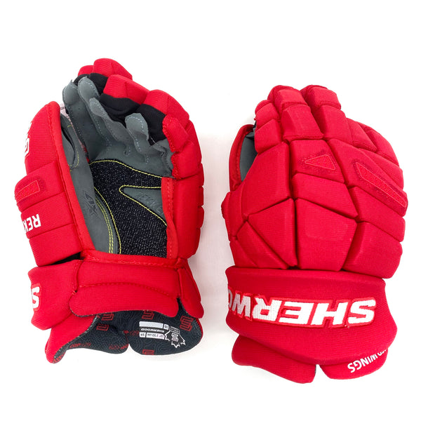 Sherwood Rekker Legend Pro - NHL Pro Stock Glove - Detroit Red Wings (Red/White)