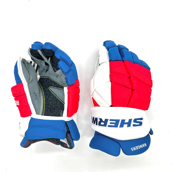 Sherwood Rekker Legend Pro - NHL Pro Stock Glove - New York Rangers (Red/White/Blue)