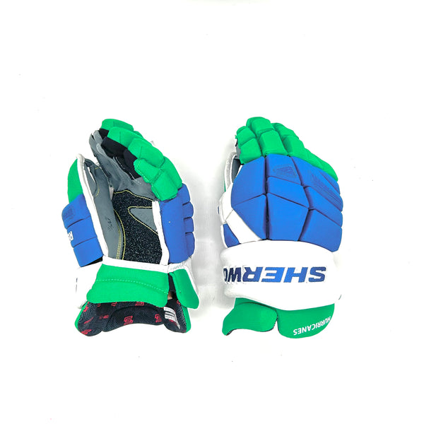 Sherwood Rekker Legend Pro - NHL Pro Stock Glove - Hartford Whalers (Blue/Green/White)