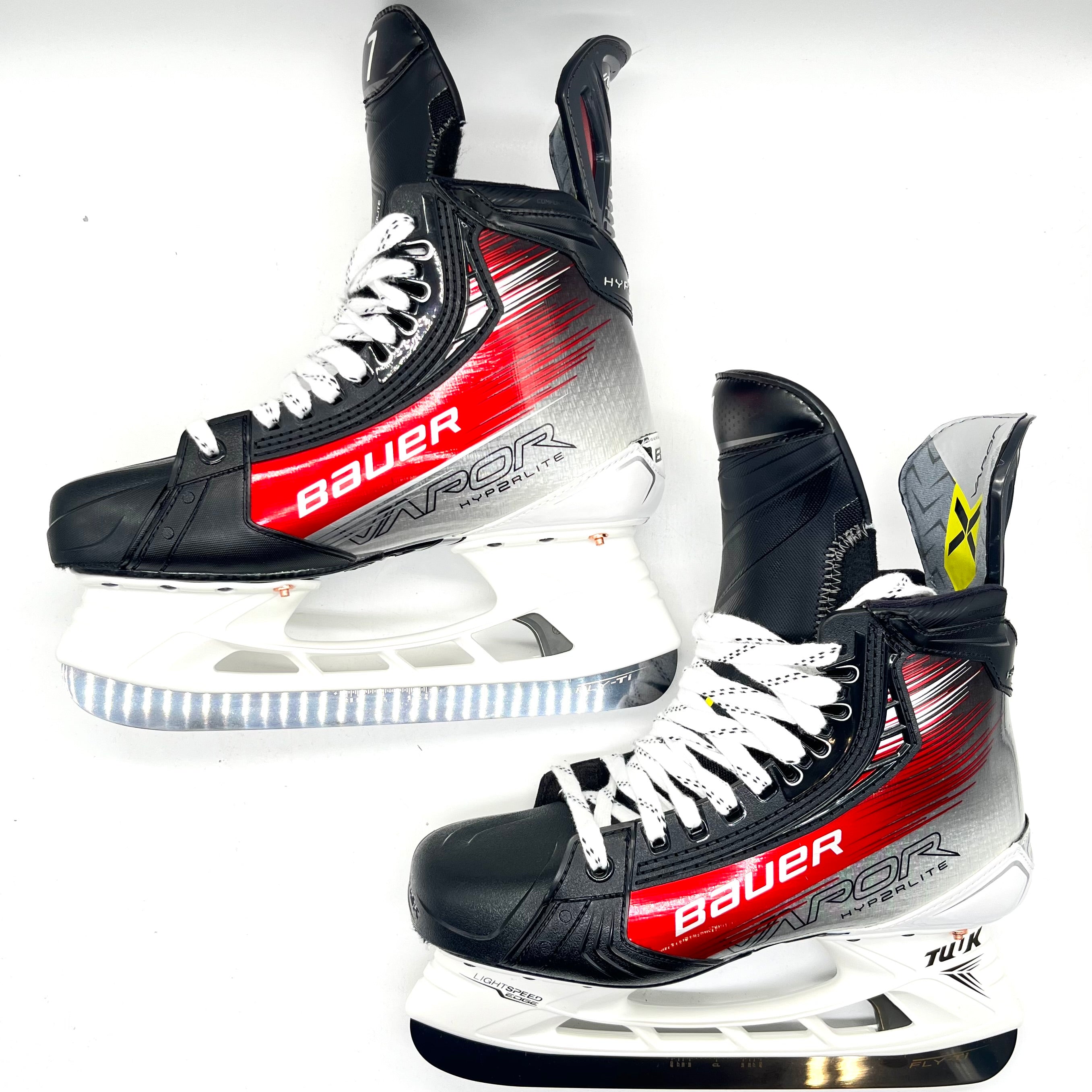 Bauer Vapor Hyperlite 2 - Pro Stock Hockey Skates - Size 7.25/7D (Red)