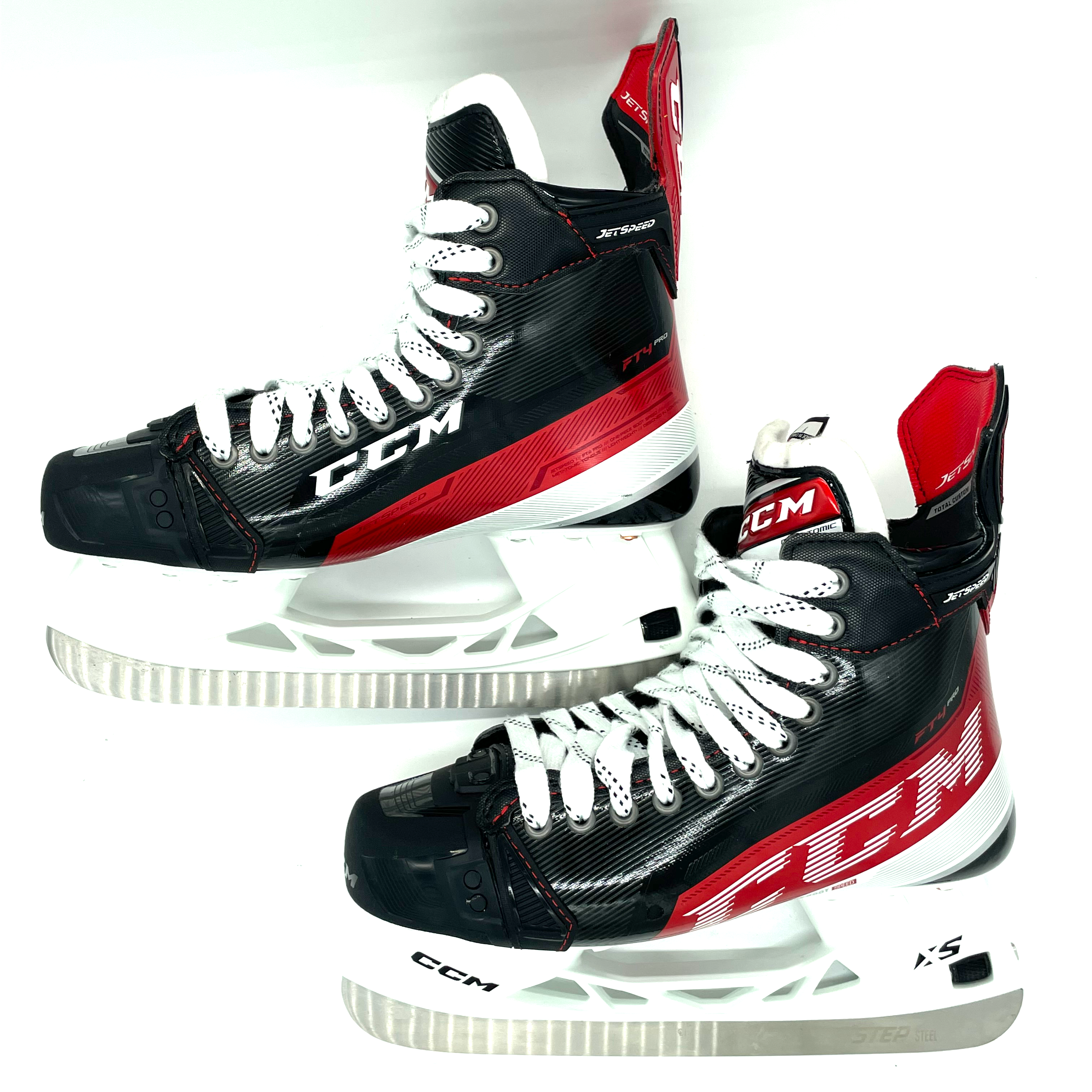 CCM Jetspeed FT4 Pro - Pro Stock Hockey Skates - Size 9D