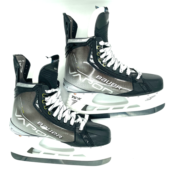 Bauer Vapor Hyperlite - Pro Stock Hockey Skates - Size 9.75D
