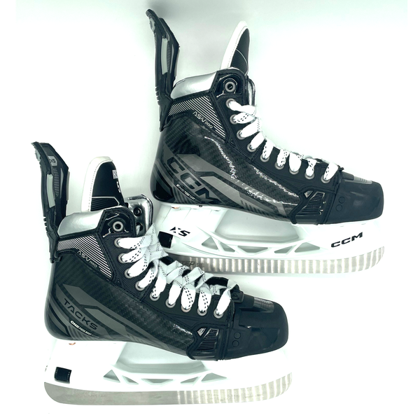 CCM Tacks AS-V Pro Hockey Skates - Size 8