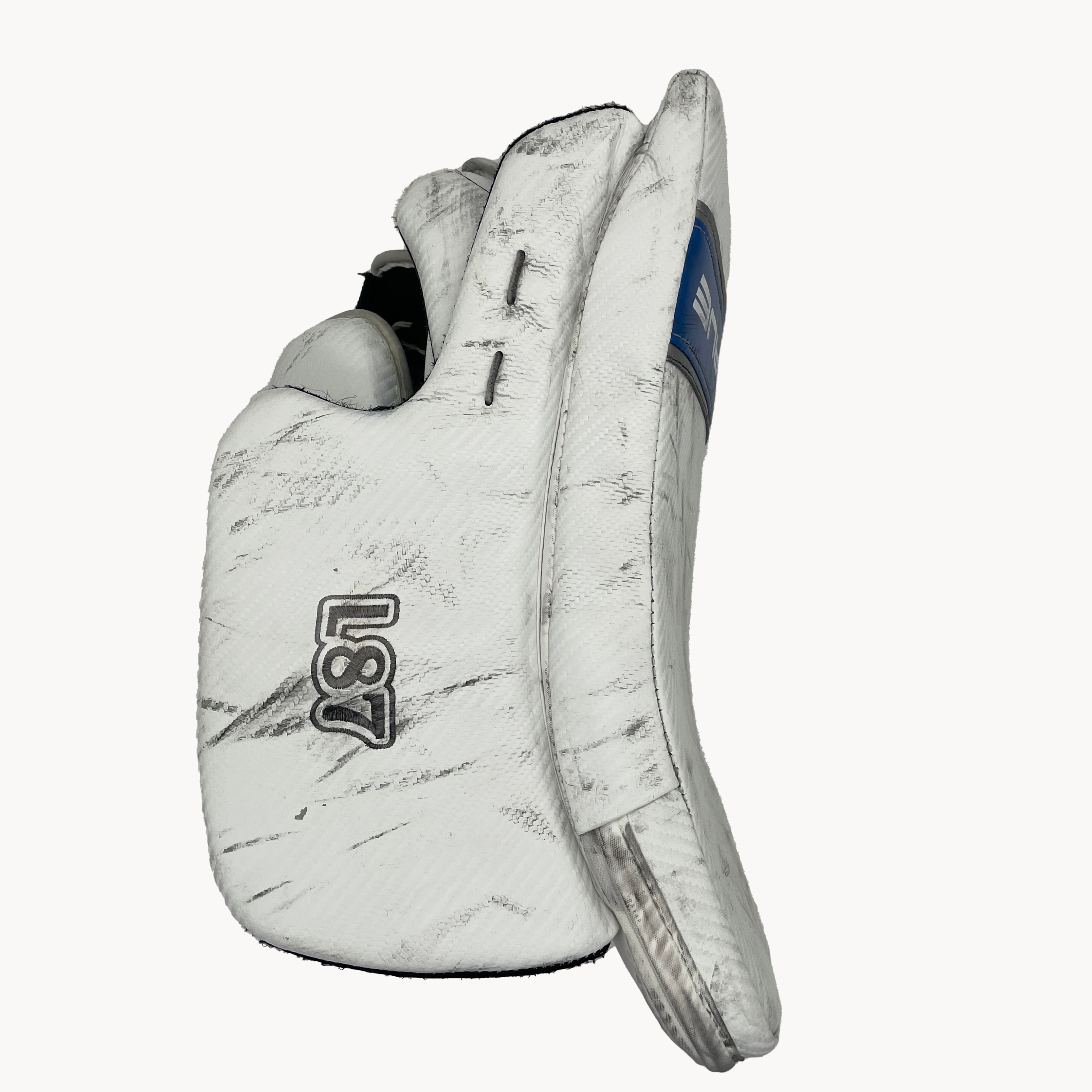 True L87 - Used Pro Stock Full Goalie Set (White/Blue)