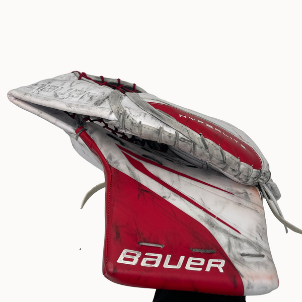 Bauer Vapor Hyperlite 2 - Used Pro Stock Senior Full Goalie Set (White/Red)