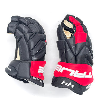 True Catalyst 9X - NHL Pro Stock glove - Calvin De Haan (Black/Red)