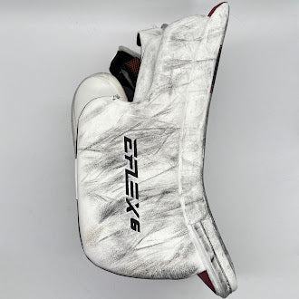 CCM Extreme Flex 6 - Used Pro Stock Goalie Blocker (White/Maroon/Black)