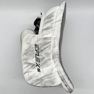 CCM Extreme Flex 6 - Used NCAA Pro Stock Goalie Blocker (White/Green Trees)