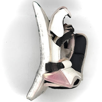 CCM Extreme Flex 6 - Used NCAA Pro Stock Goalie Blocker (White/Green)