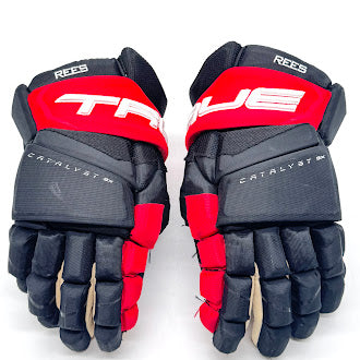 True Catalyst 9X- Used NHL Pro Stock Glove - Jamieson Rees (Black/Red)