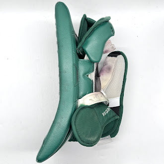 Vaughn Velocity V10 - Used NCAA Pro Stock Goalie Blocker (Green/White))