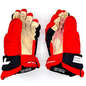 True Catalyst 9X - NHL Used Pro Stock glove - Carolina Hurricanes (Red/Black)