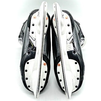Bauer Vapor Hyperlite 2 - Pro Stock Skates - Size (R)6D/(L)5.75D
