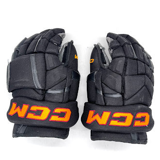 Used - CCM HGJSPP Pro Stock Hockey Glove - (Black/Gold/Maroon) #2