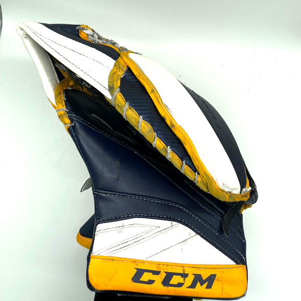 CCM Premier II - Used Pro Stock Senior Goalie Glove