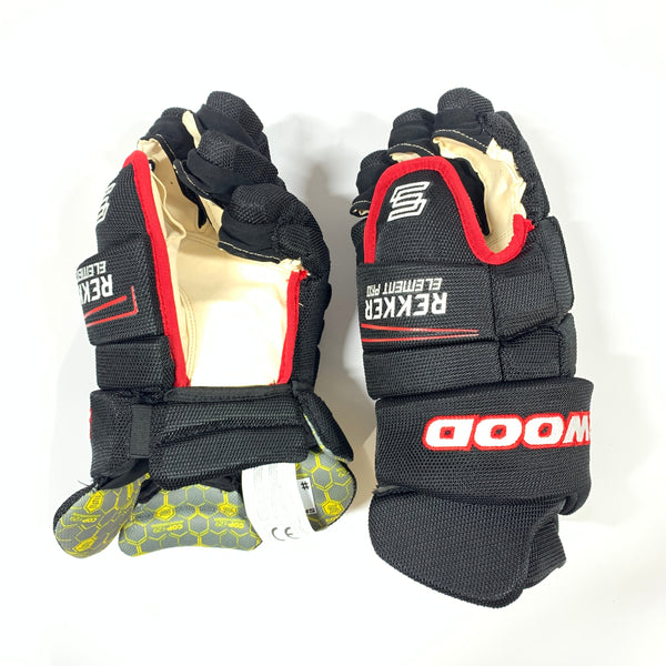 Sher Wood Rekker Element Pro - Pro Stock Glove (Black/Red)