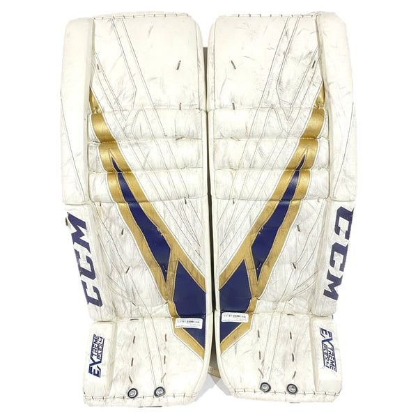 CCM Extreme Flex 4左手用 CCM Extreme Flex 4 - Used Pro Stock Goalie Pads - (White/Navy/Gold)