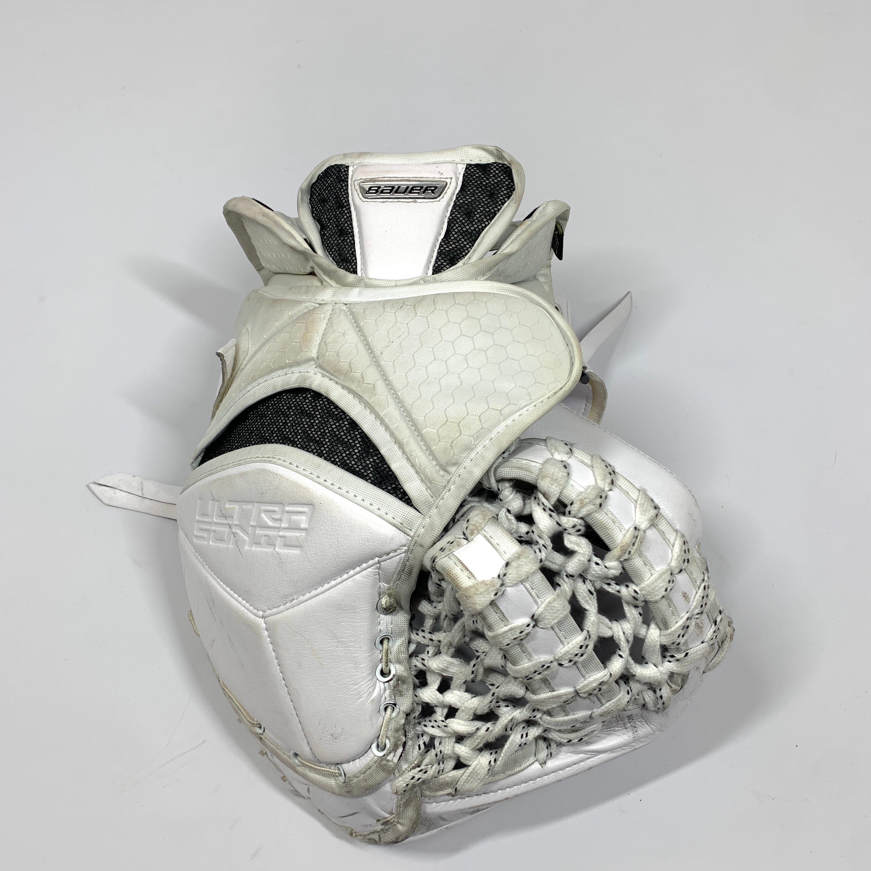 Bauer Supreme 2S Pro - Used Pro Stock Goalie Glove - Full Right (White)