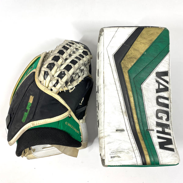 Vaughn Ventus SLR 2 - Used Pro Stock Goalie Pads - Full Set (White/Green/Gold)