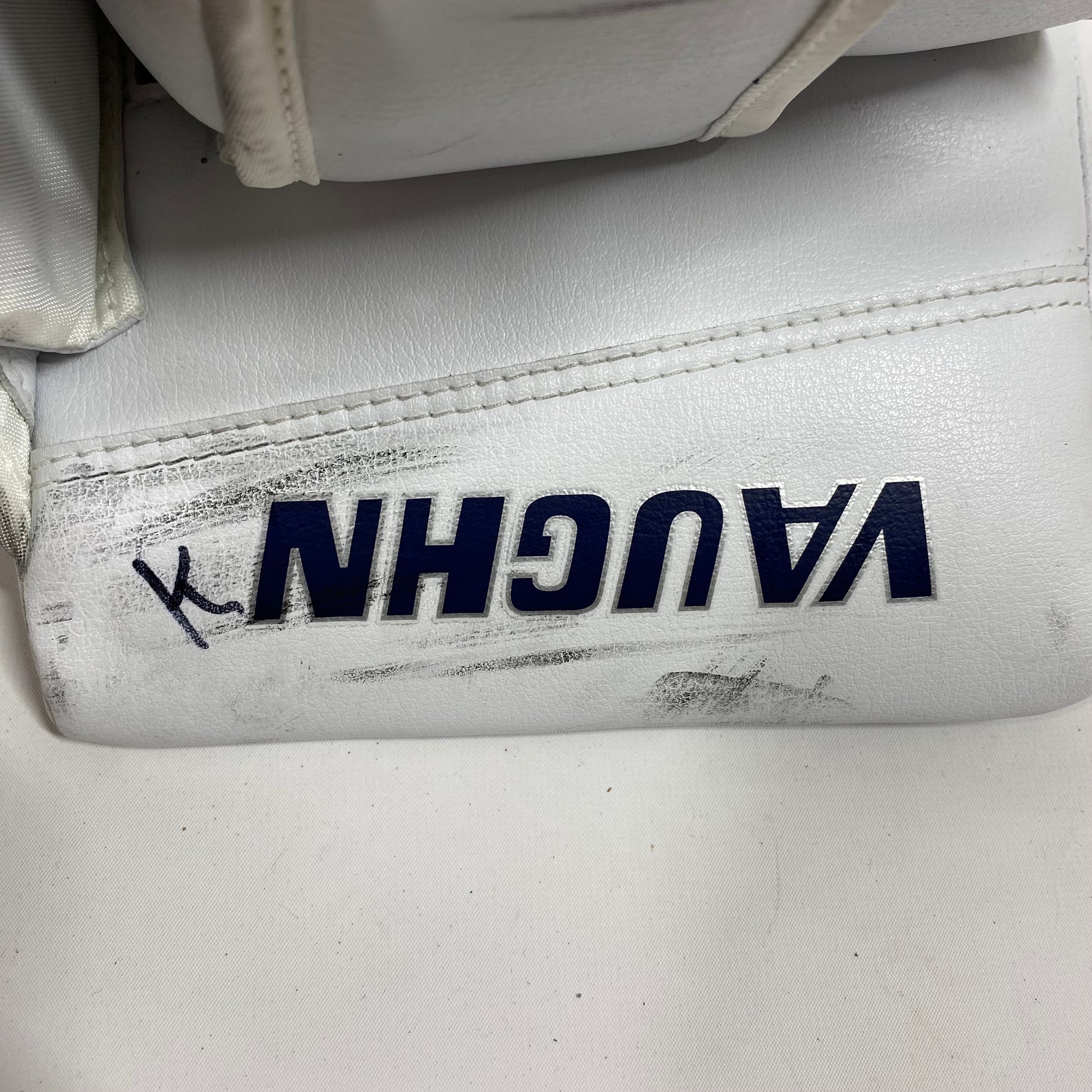 Vaughn Velocity V9 - Used Goalie Blocker (Red/White/Blue)