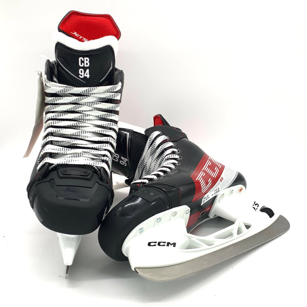 CCM Jetspeed FT4 Pro - Pro Stock Hockey Skates - Size 9.5R