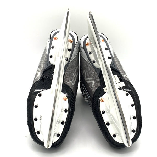 Bauer Vapor Hyperlite - Pro Stock Hockey Skates - Size 9E
