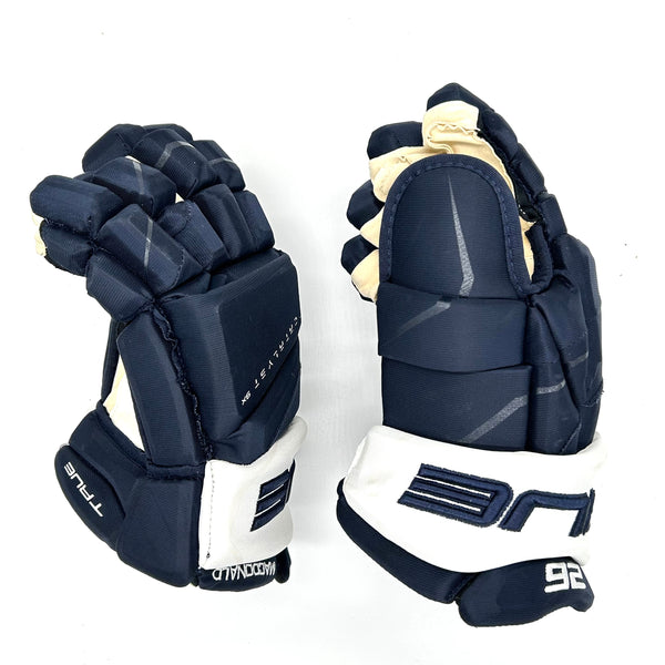 True Catalyst 9X - NHL Pro Stock Glove - Jacob Macdonald (Navy/White)