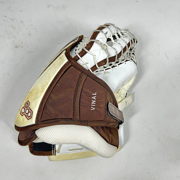 Vaughn Velocity V8E - Used Pro Stock Goalie Glove (White/Brown)