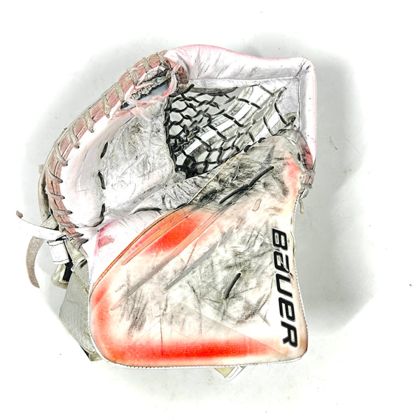 Bauer Vapor Hyperlite - Used Pro Stock Goalie Glove (White)