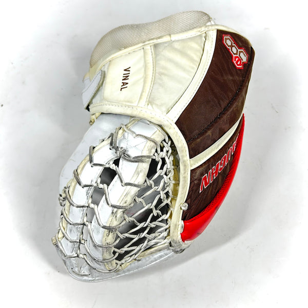 Vaughn Velocity VE8 - Used Pro Stock Goalie Glove (White/Brown/Red)