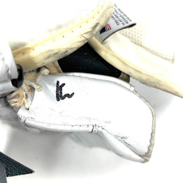 Vaughn Pro Custom - Used NHL Pro Stock Goalie Glove - Joonas Korpisalo (White)