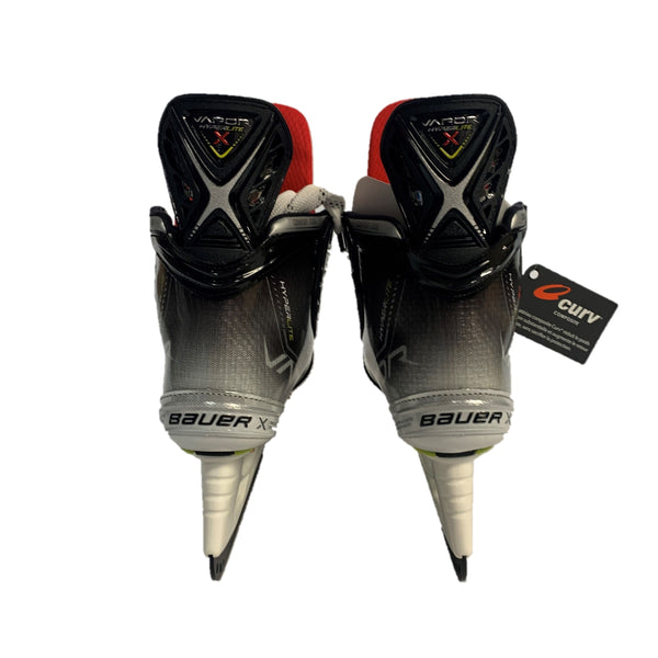 Bauer Vapor Hyperlite Hockey Skates - Size 4 Fit 1