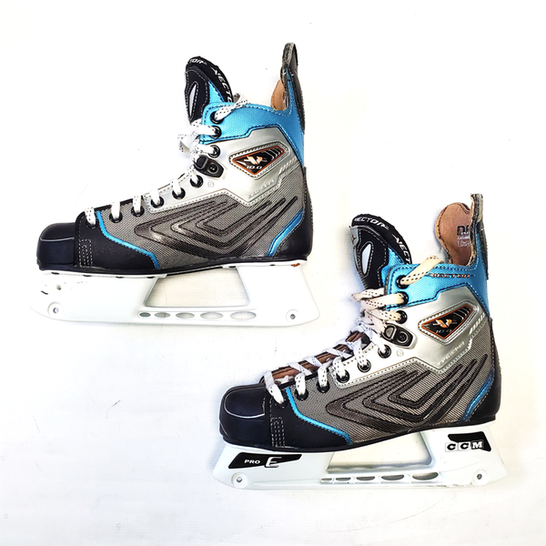 CCM Vector V10.0 Hockey Skates - Size 5D