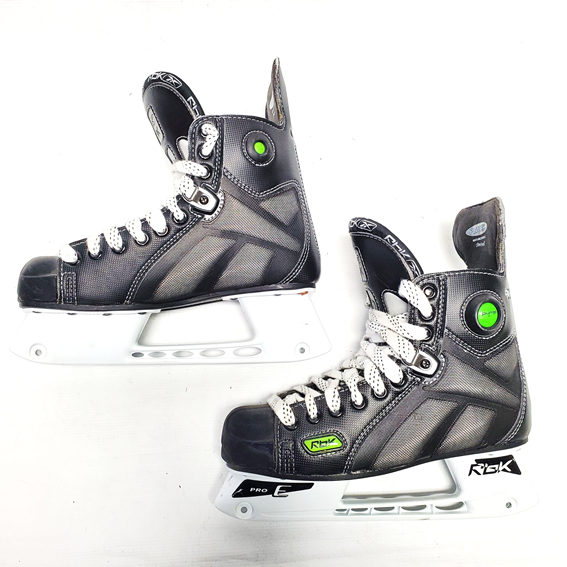 varm Fundament Rodet Reebok 9K Hockey Skates - Size 5D – HockeyStickMan