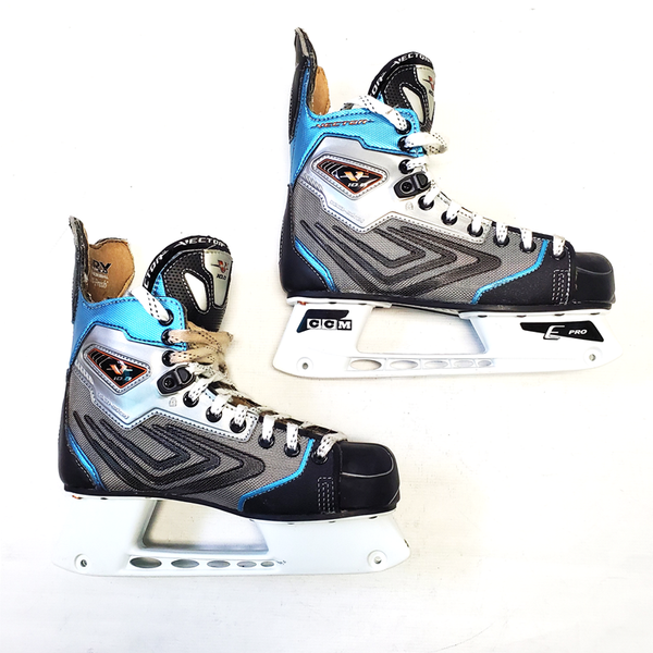 CCM Vector V10.0 Hockey Skates - Size 5D