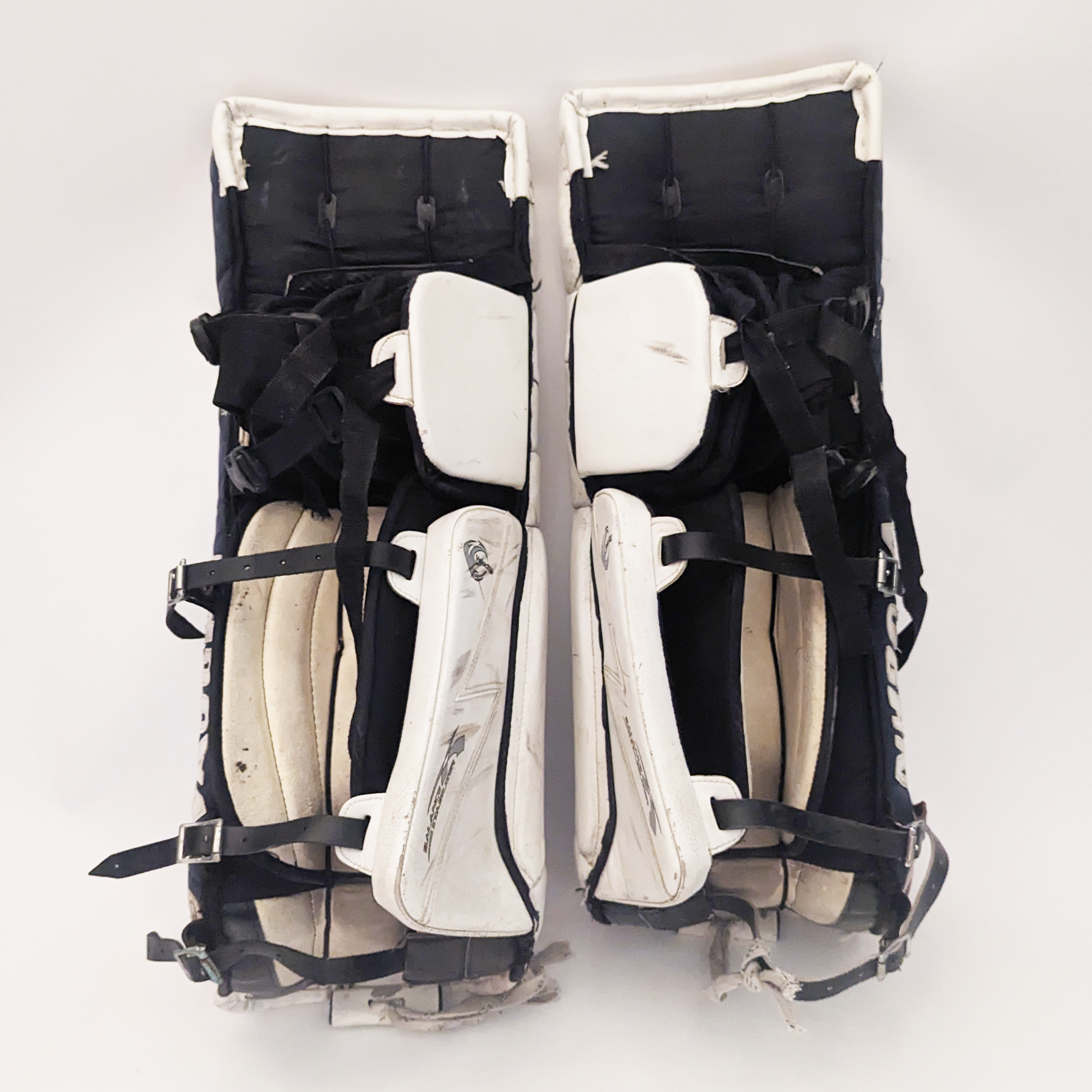 Vaughn Velocity - Used Junior Goalie Pads (White/Red/Blue)